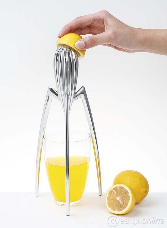 图4  柠檬榨汁机